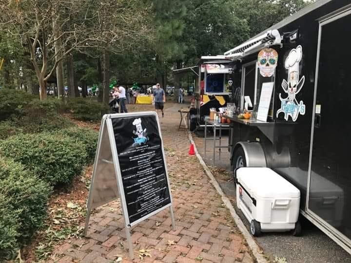 Hangry's food truck williamsburg virginia offering gourmet sandwiches, vegetarian and vegan options and more for williamsburg visitors