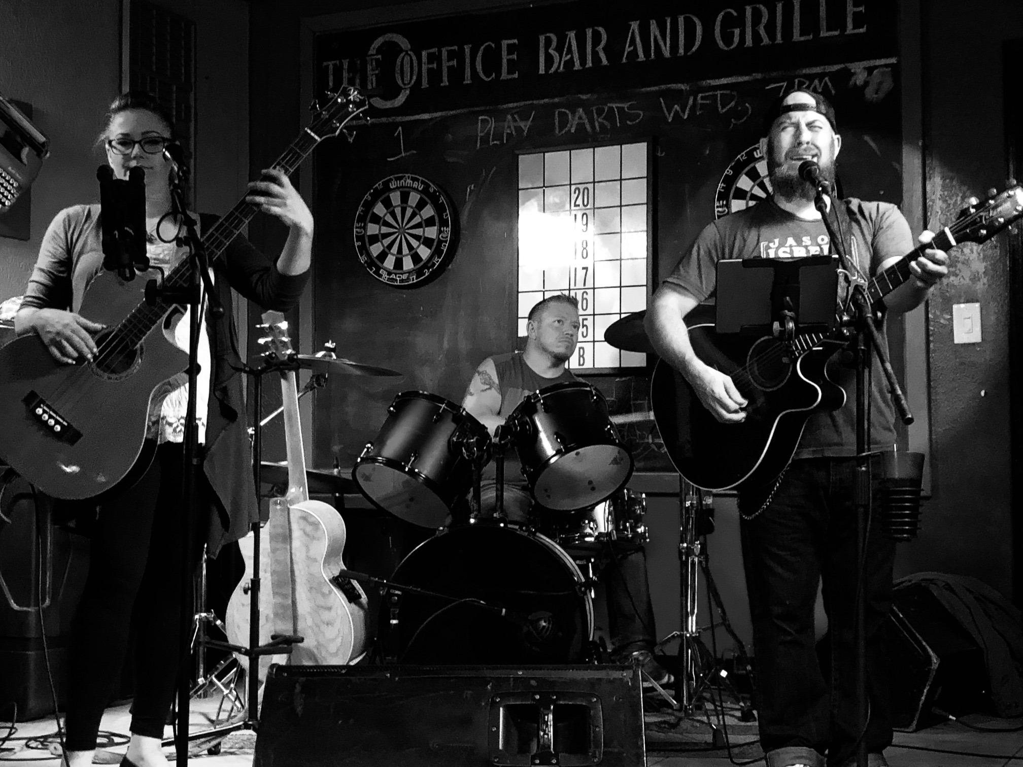 mifamilia_band_williamsburgvirginia_tonybobmerritt_livemusic_localbands