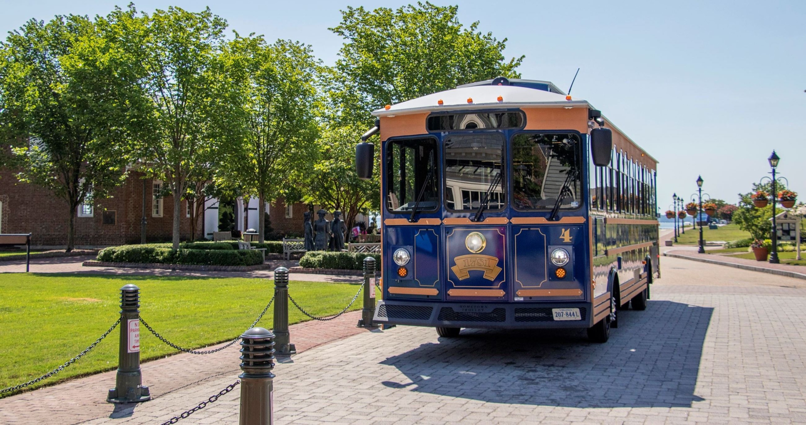 Yorktown Virginia Trolley